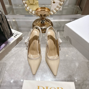 dior حذاء