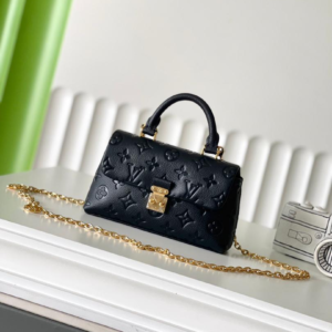 louis vuitton شنطة