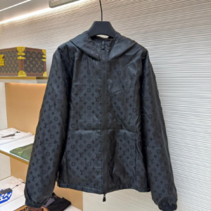 جاكيت louis vuitton