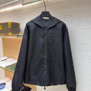 جاكيت louis vuitton