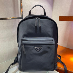 prada شنطة