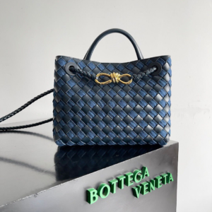 bottega veneta شنطة