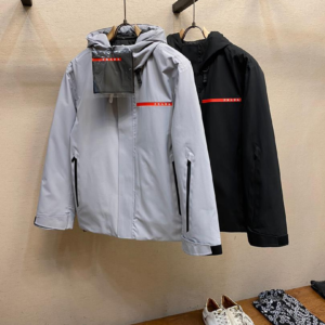 prada جاكيت