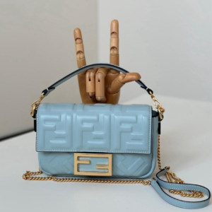 fendi شنطة