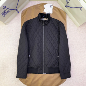 burberry جاكيت