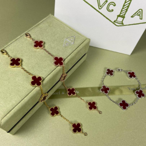 van cleef اسوره