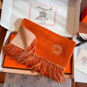 hermès اسكارف
