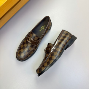 louis vuitton حذاء