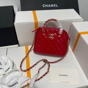 chanel شنطة
