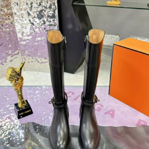 hermès حذاء