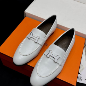 hermes حذاء