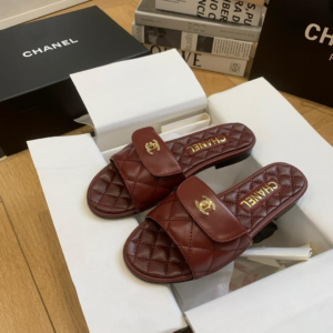 chanel حذاء