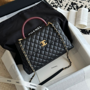chanel شنطة