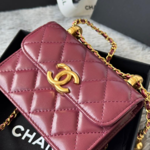 chanel شنطة