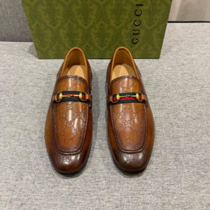 gucci حذاء