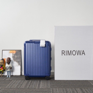 rimowa شنطة سفر