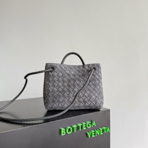 bottega venta شنطة