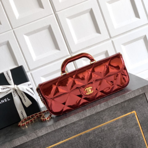 chanel شنطة