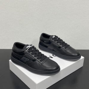 givenchy حذاء