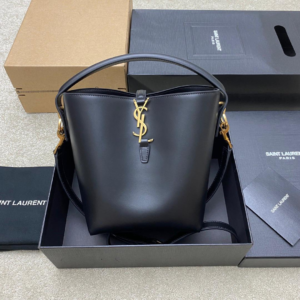 saint laurent شنطة