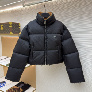 prada جاكيت