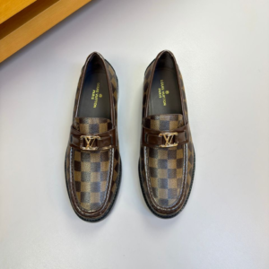louis vuitton حذاء
