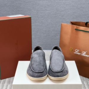 loro piana حذاء