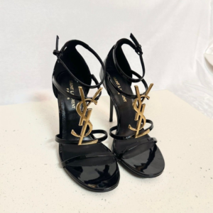 saint laurent حذاء