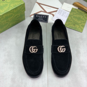gucci حذاء