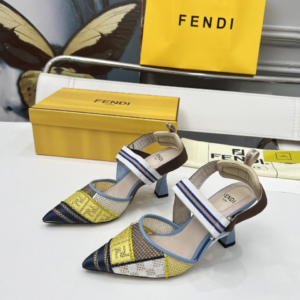 fendi حذاء نسائى