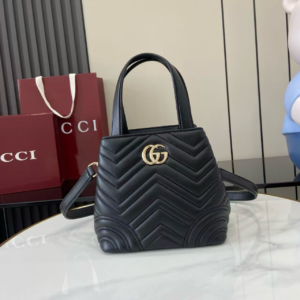 gucci شنطة