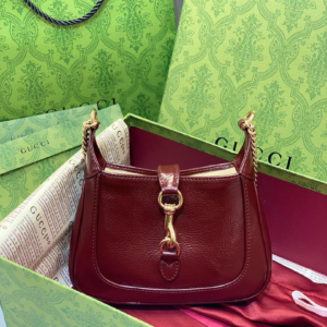gucci شنطة