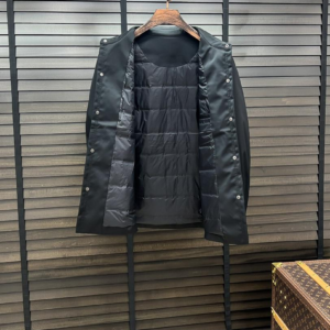 prada جاكيت