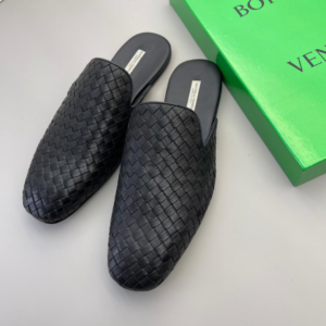 Bottega Venta حذاء