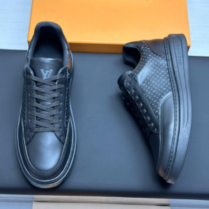 louis vuitton حذاء