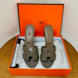 hermes حذاء