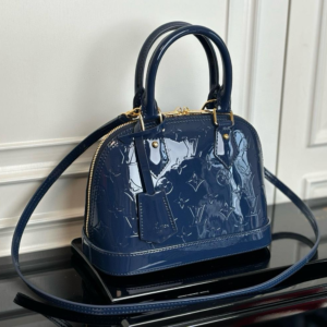 Louis Vuitton شنطة