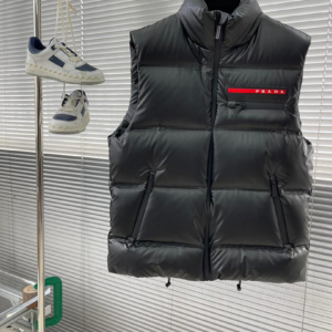prada جاكيت