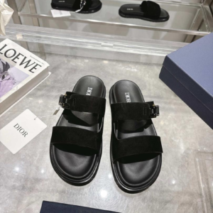 loewe حذاء