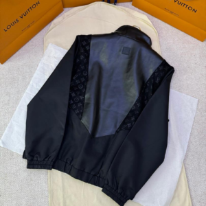 louis vuitton جاكيت