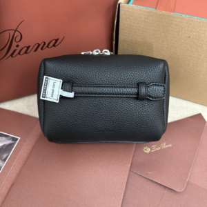 loro piana شنطة