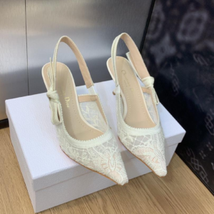 dior حذاء