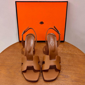 hermes حذاء