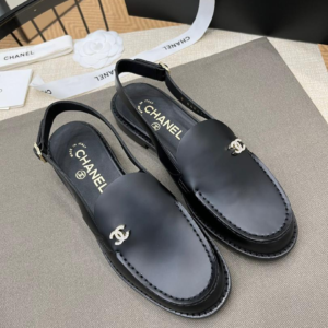 chanel حذاء