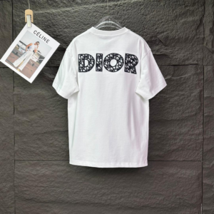 dior تيشيرت 