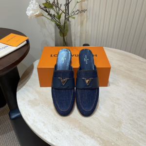 louis vuitton حذاء 