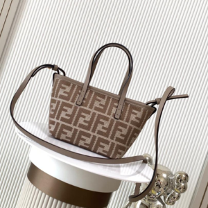 fendi شنطة