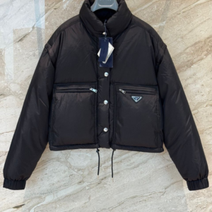prada جاكيت