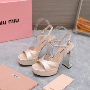 mui mui حذاء 