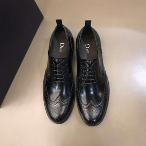 dior حذاء 